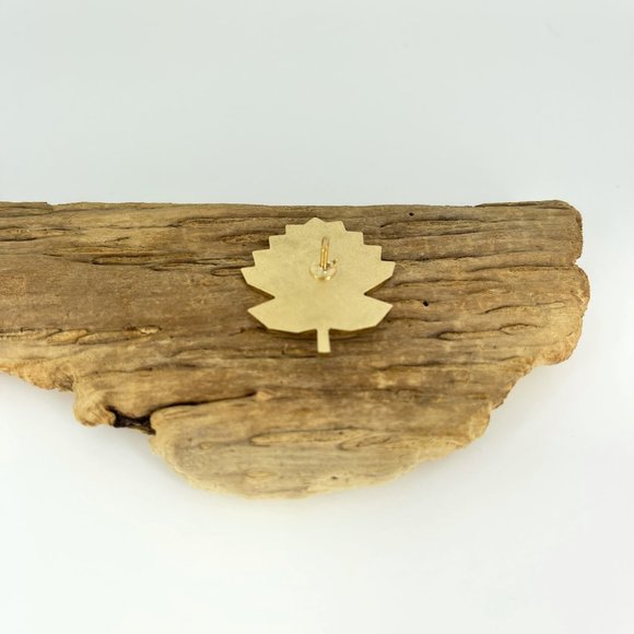 VINTAGE 🥝 NEW ZEALAND POHUTUKAWA FLOWER PIN 🌺 GEOMETRIC ORIGAMI STYLE . NWT - Picture 15 of 17